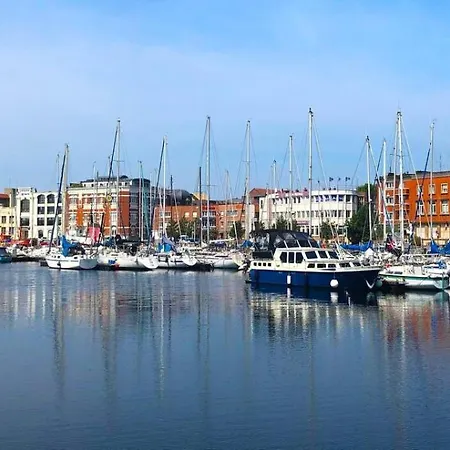 Ferienhaus Retraite Paisible, Jardin, Plages Et Centre Anime