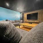 בית נופש Retraite Paisible, Jardin, Plages Et Centre Anime *