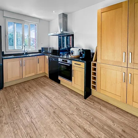 Vakantiehuis Retraite Paisible, Jardin, Plages Et Centre Anime